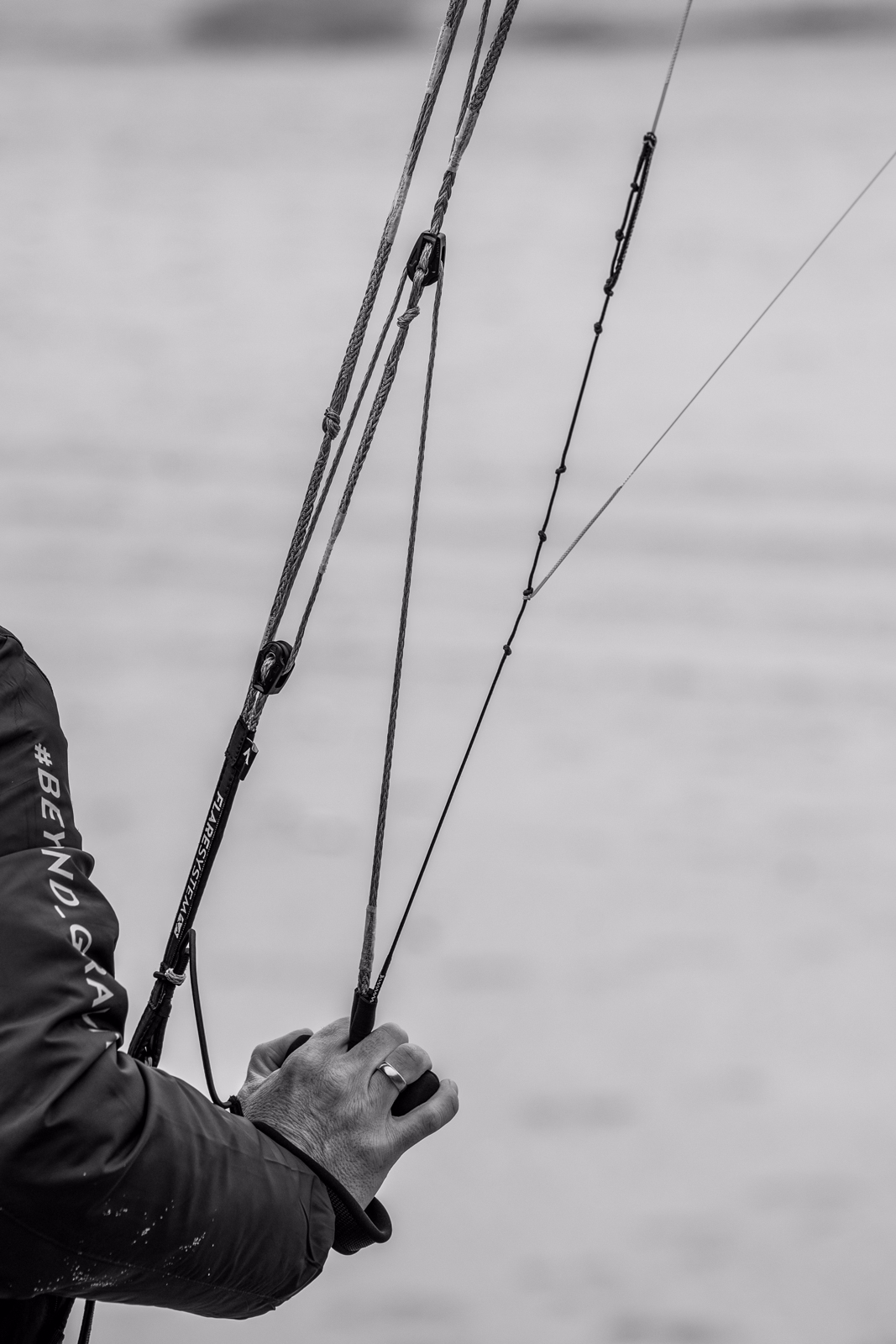 FL25_MOUSTACHE2_Details_8_bw